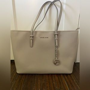 Michael Kors Travel Shoulder Bag